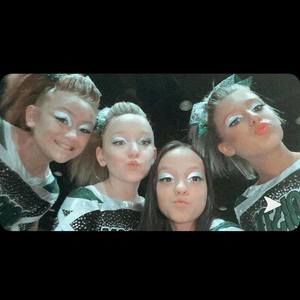 Meet your Posher, Ella